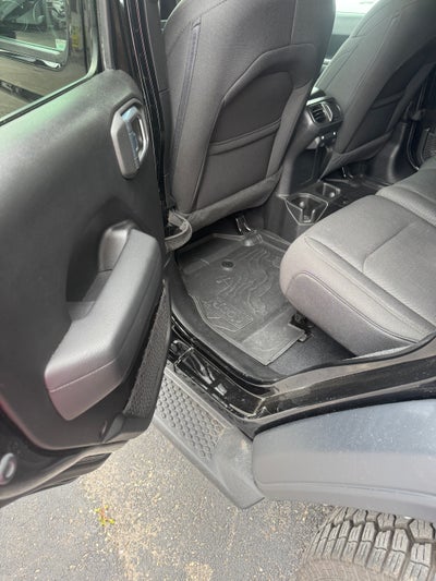 2023 Jeep Wrangler 4-Door Sport Altitude 4x4