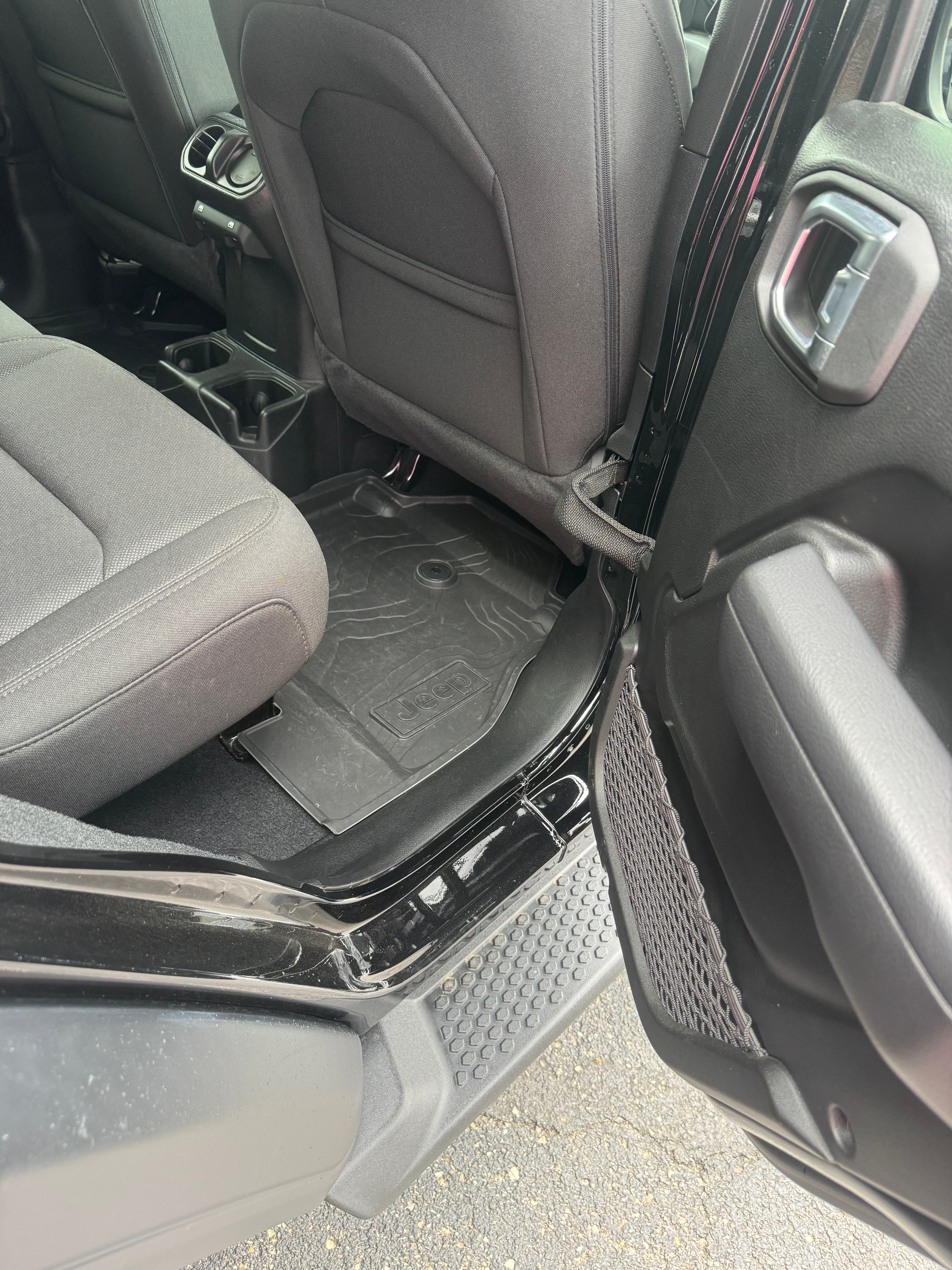 2023 Jeep Wrangler 4-Door Sport Altitude 4x4