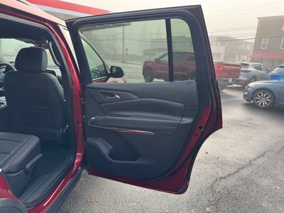 2025 Chevrolet Traverse Z71