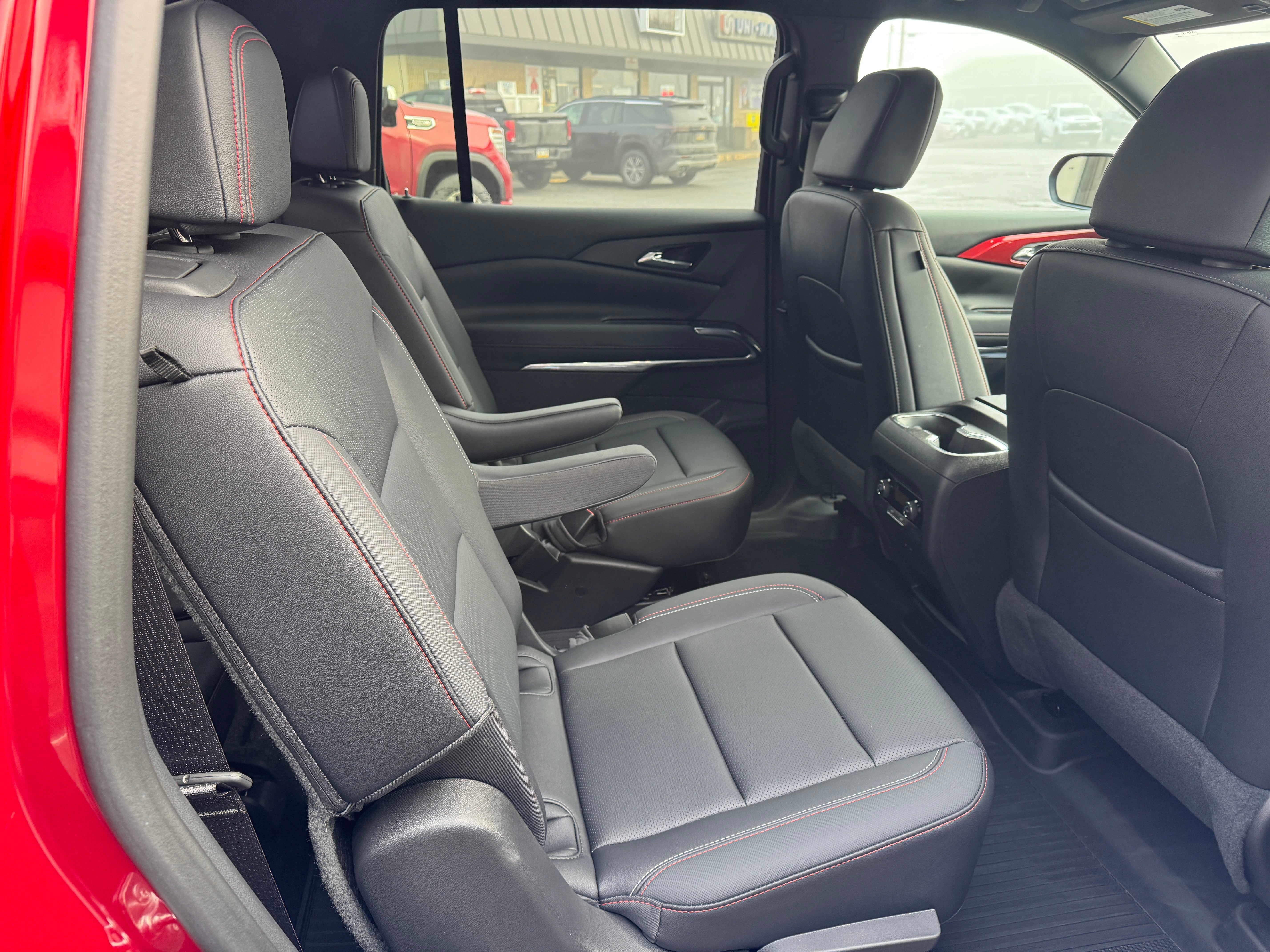 2025 Chevrolet Traverse Z71