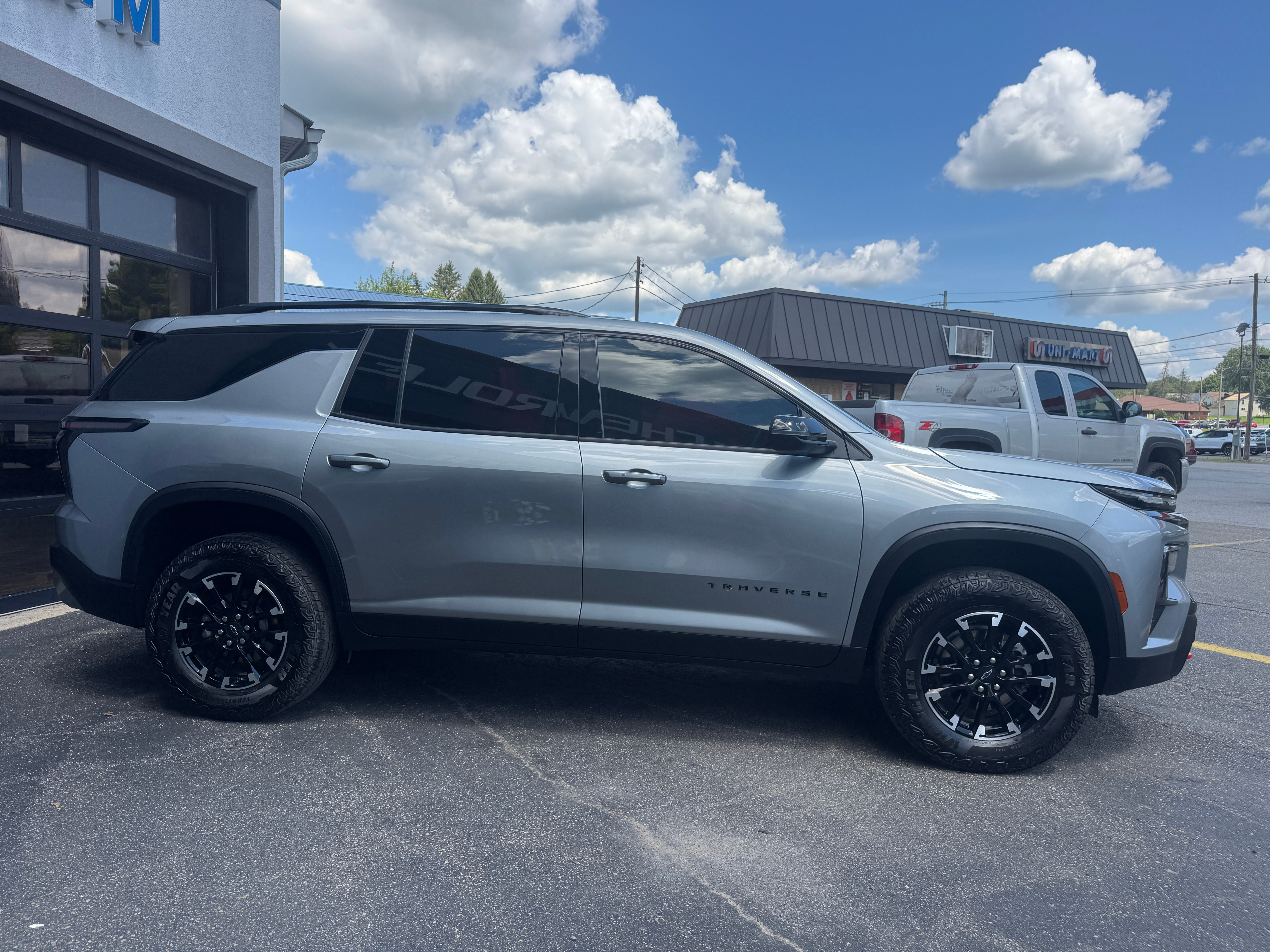 2025 Chevrolet Traverse Z71