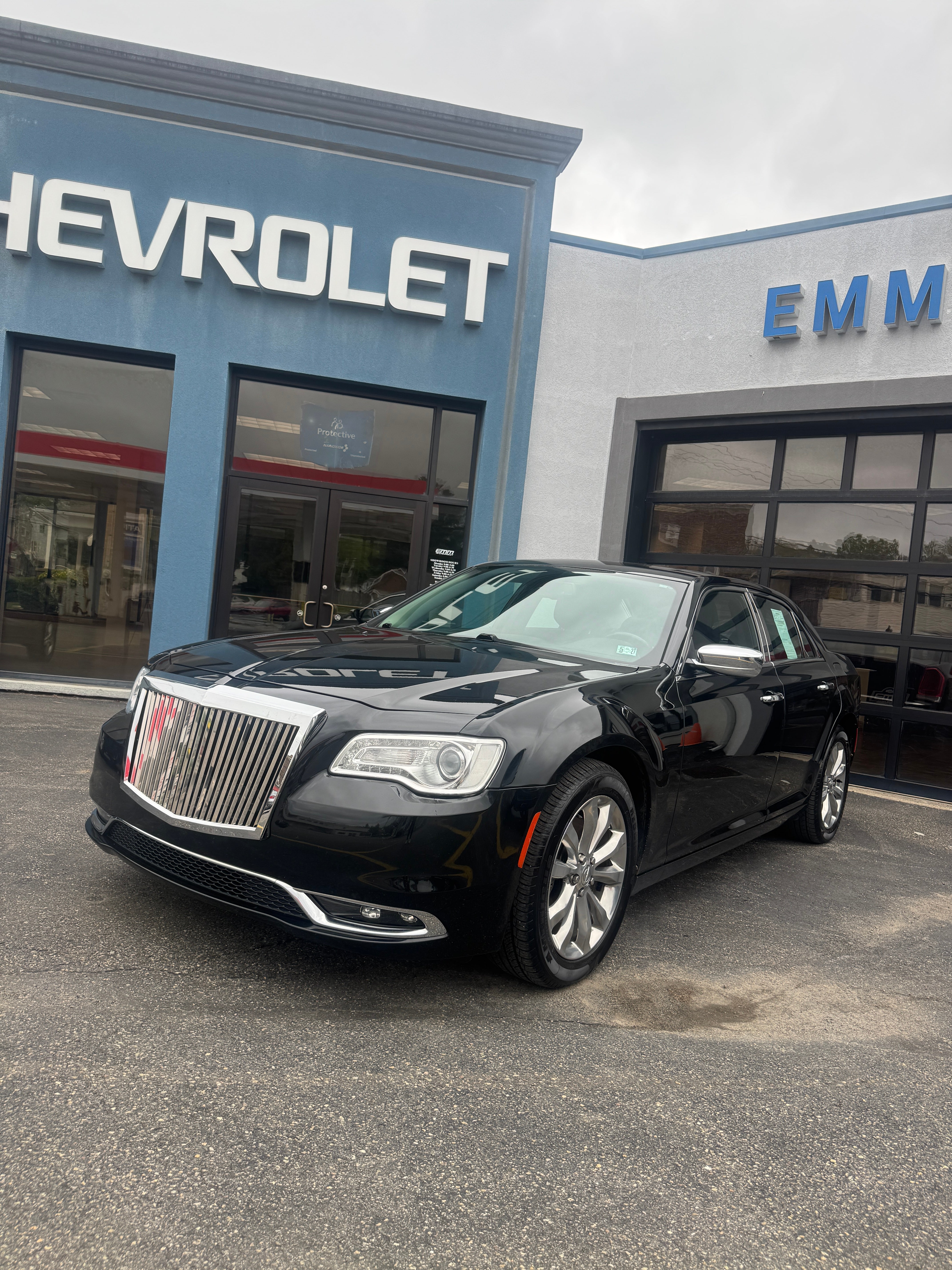 2018 Chrysler 300 Limited AWD's photo