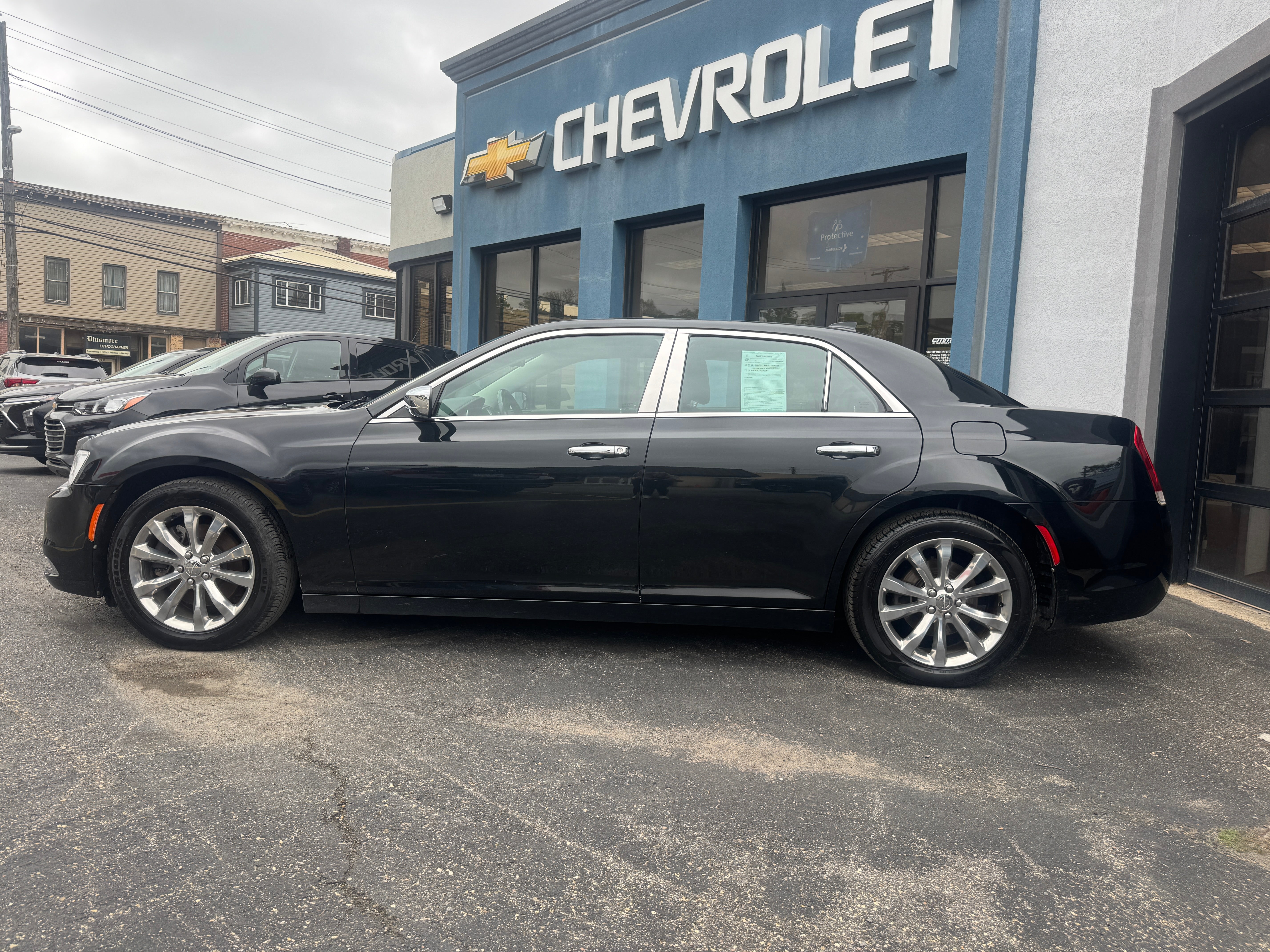 Used 2018 Chrysler 300 Limited with VIN 2C3CCAKG9JH317409 for sale in Punxsutawney, PA
