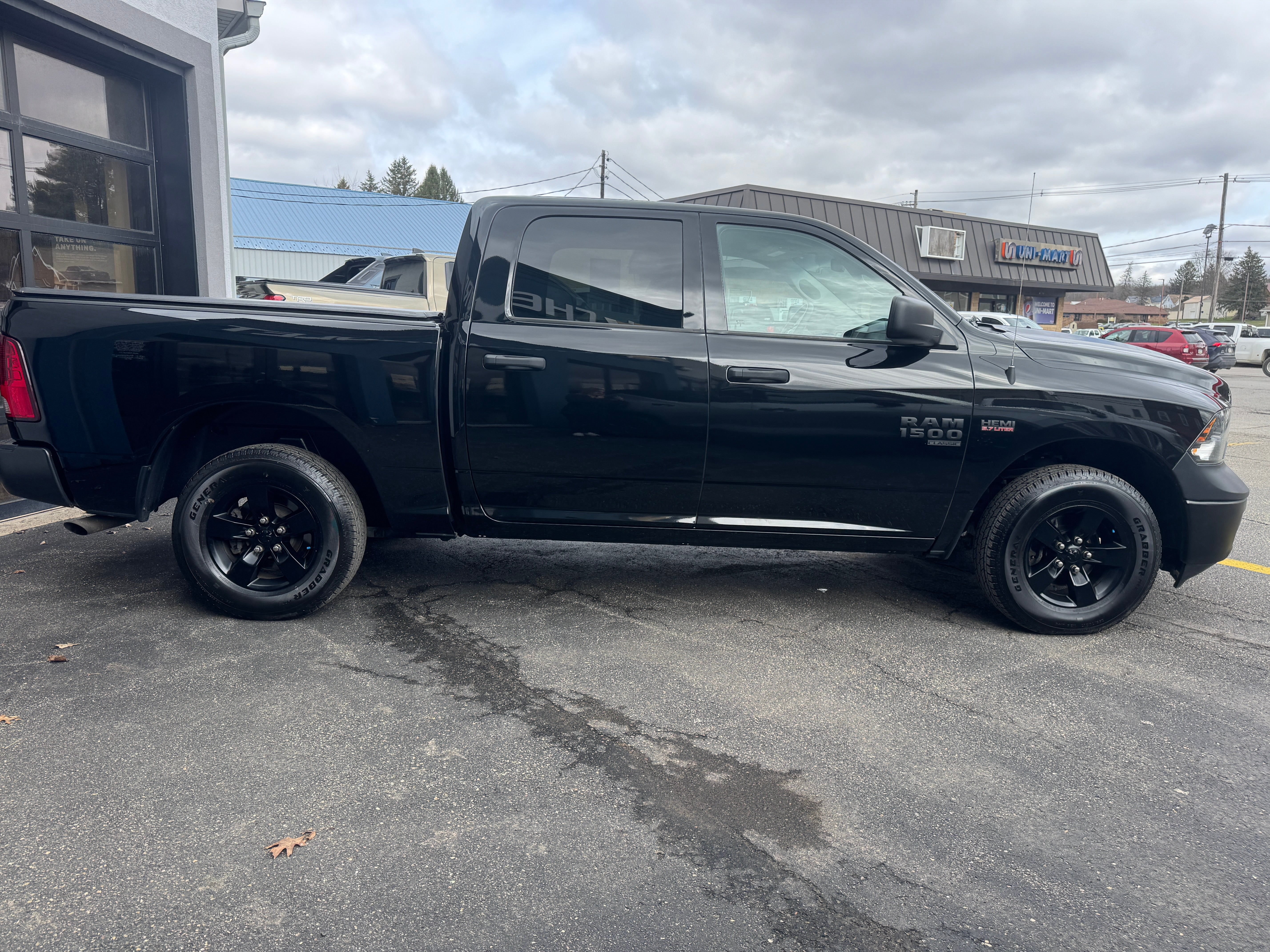 2023 RAM 1500 Classic Tradesman
