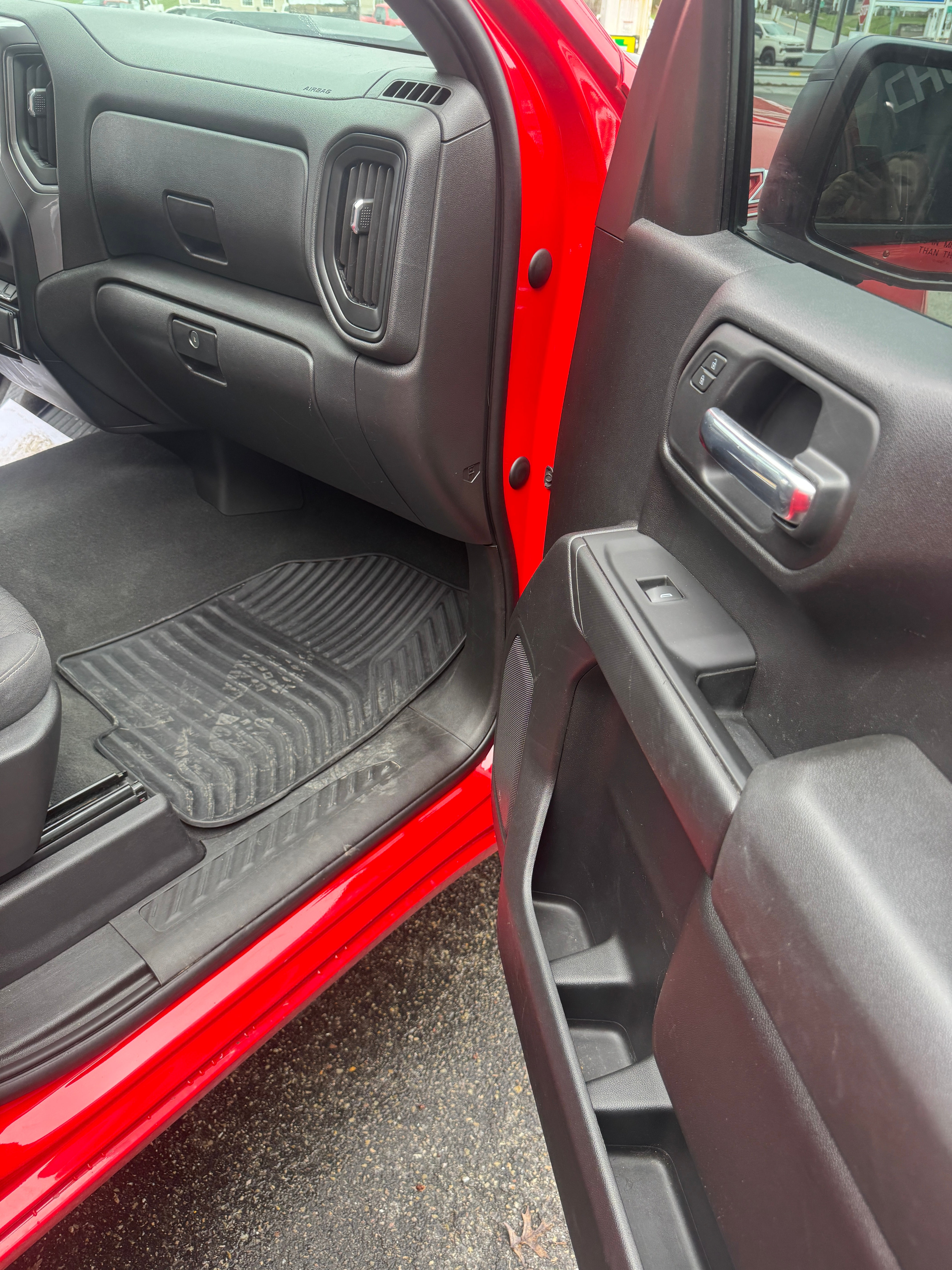 2023 Chevrolet Silverado 1500 Custom Trail Boss