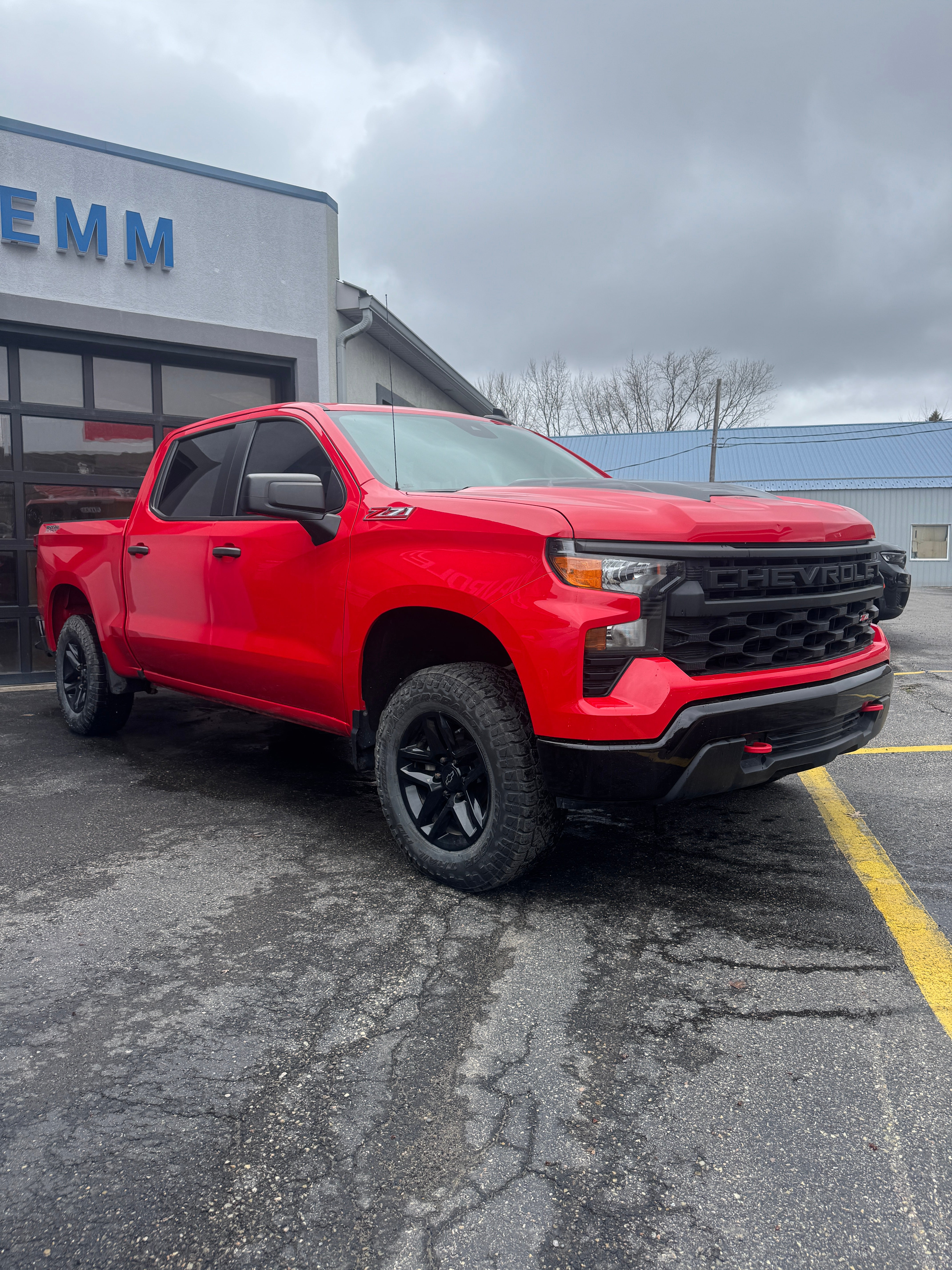 2023 Chevrolet Silverado 1500 Custom Trail Boss