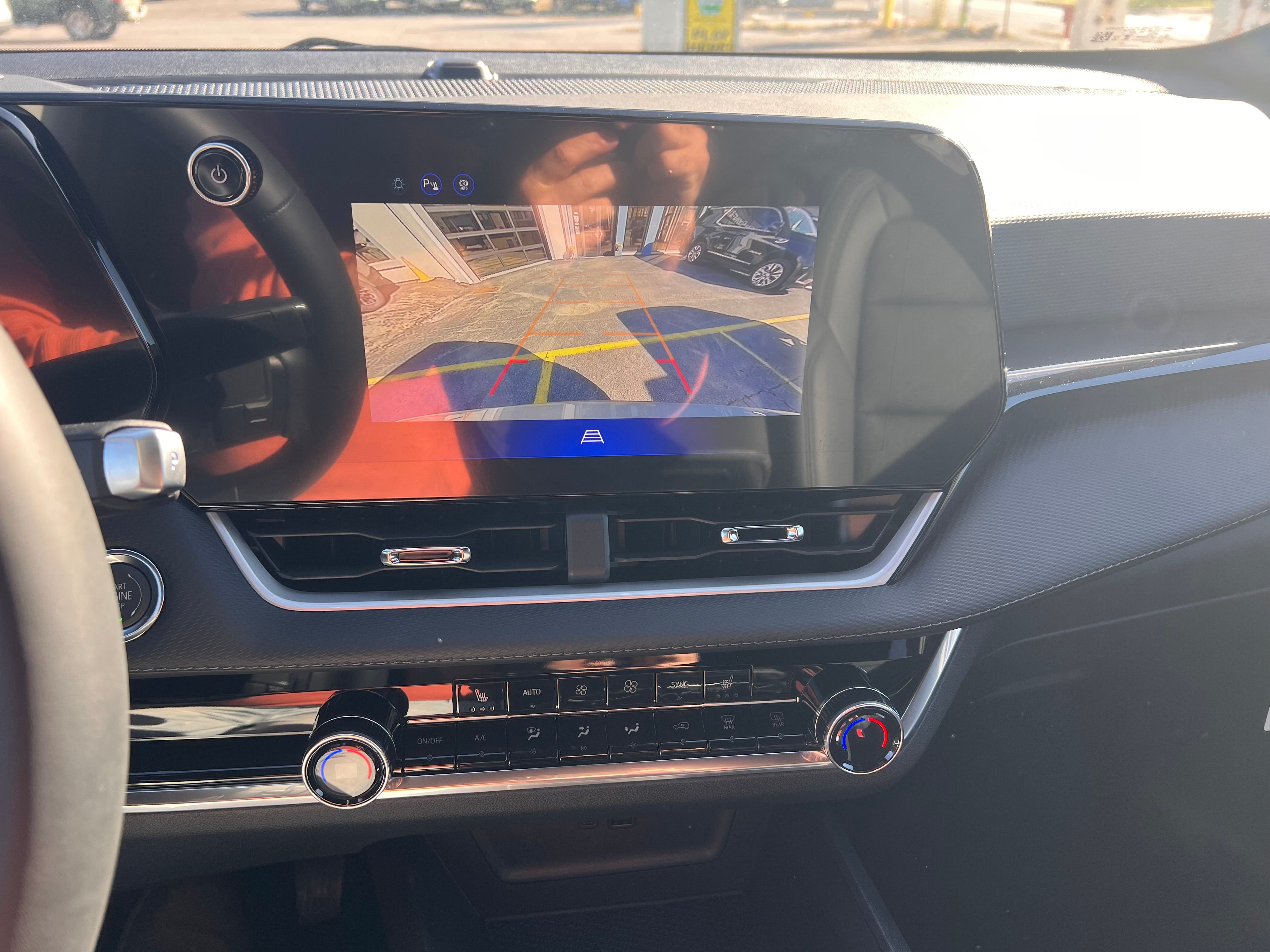 2027 Chevrolet Equinox LT - Photo 19