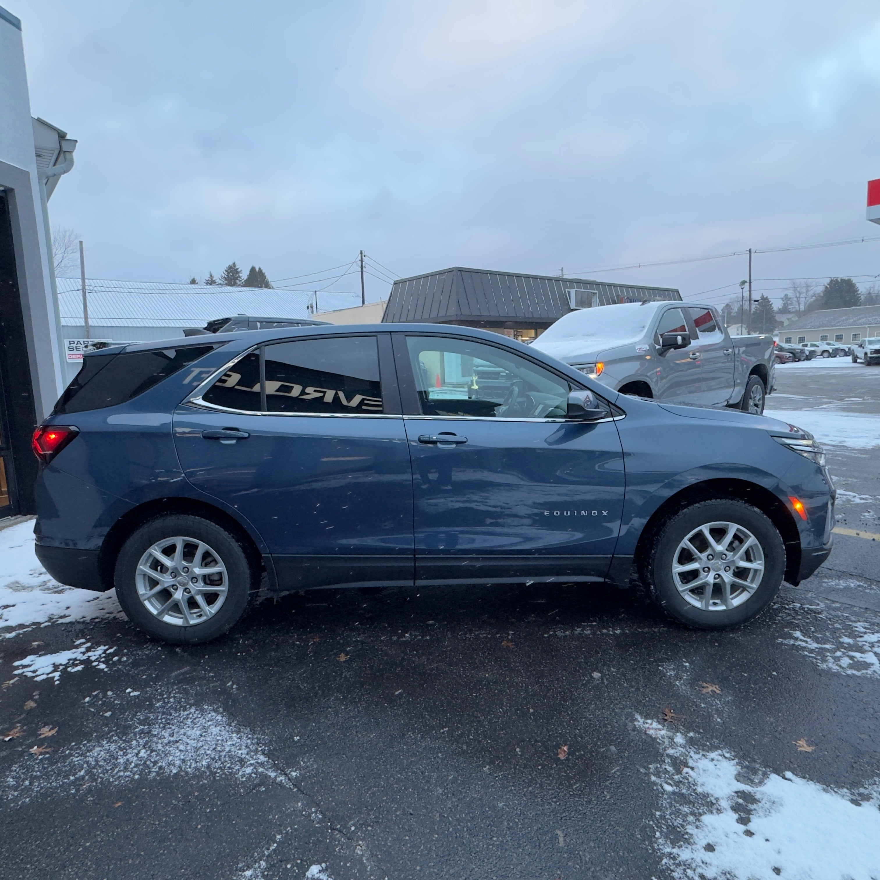2024 Chevrolet Equinox LT