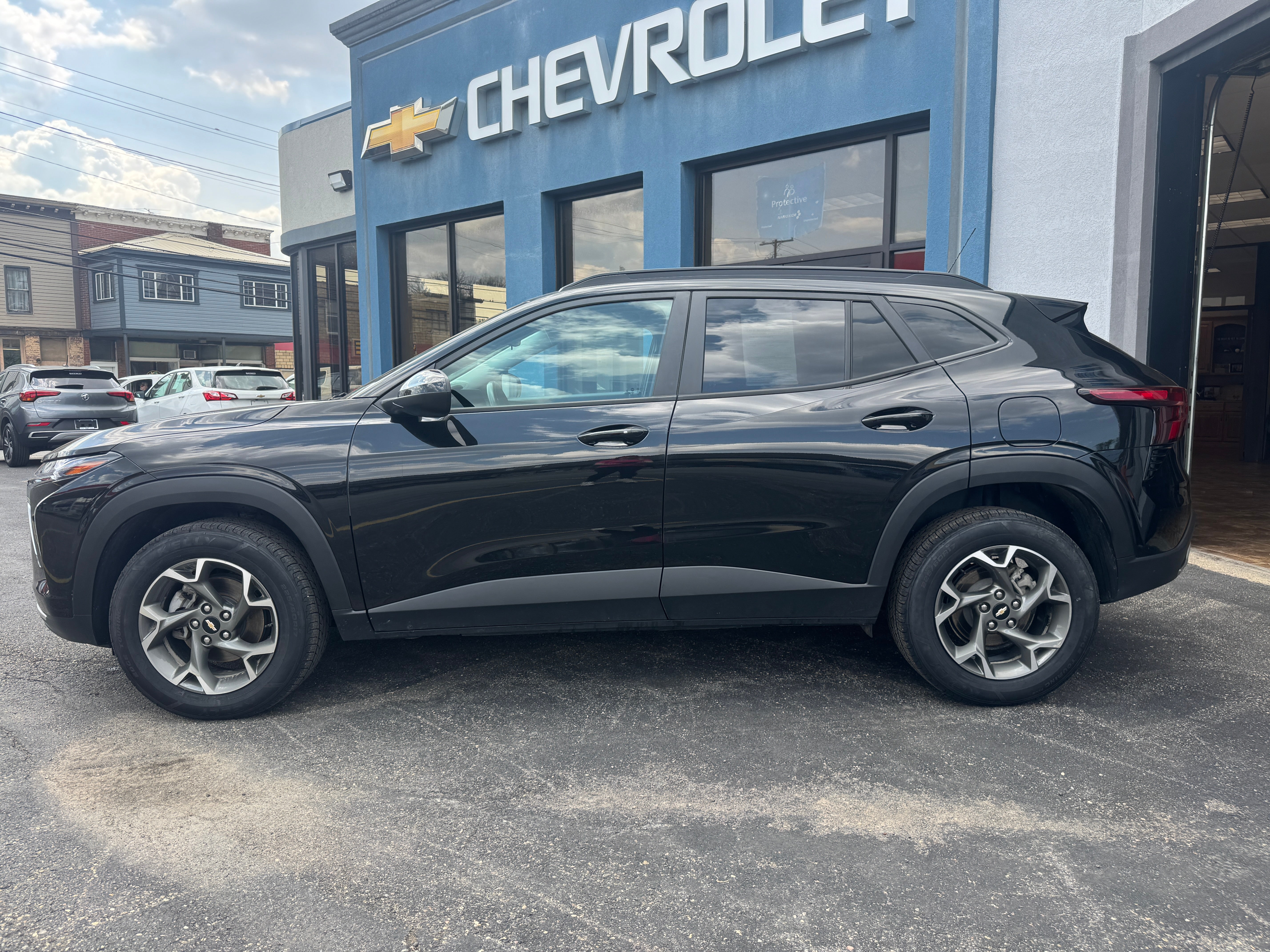 2024 Chevrolet Trax LT