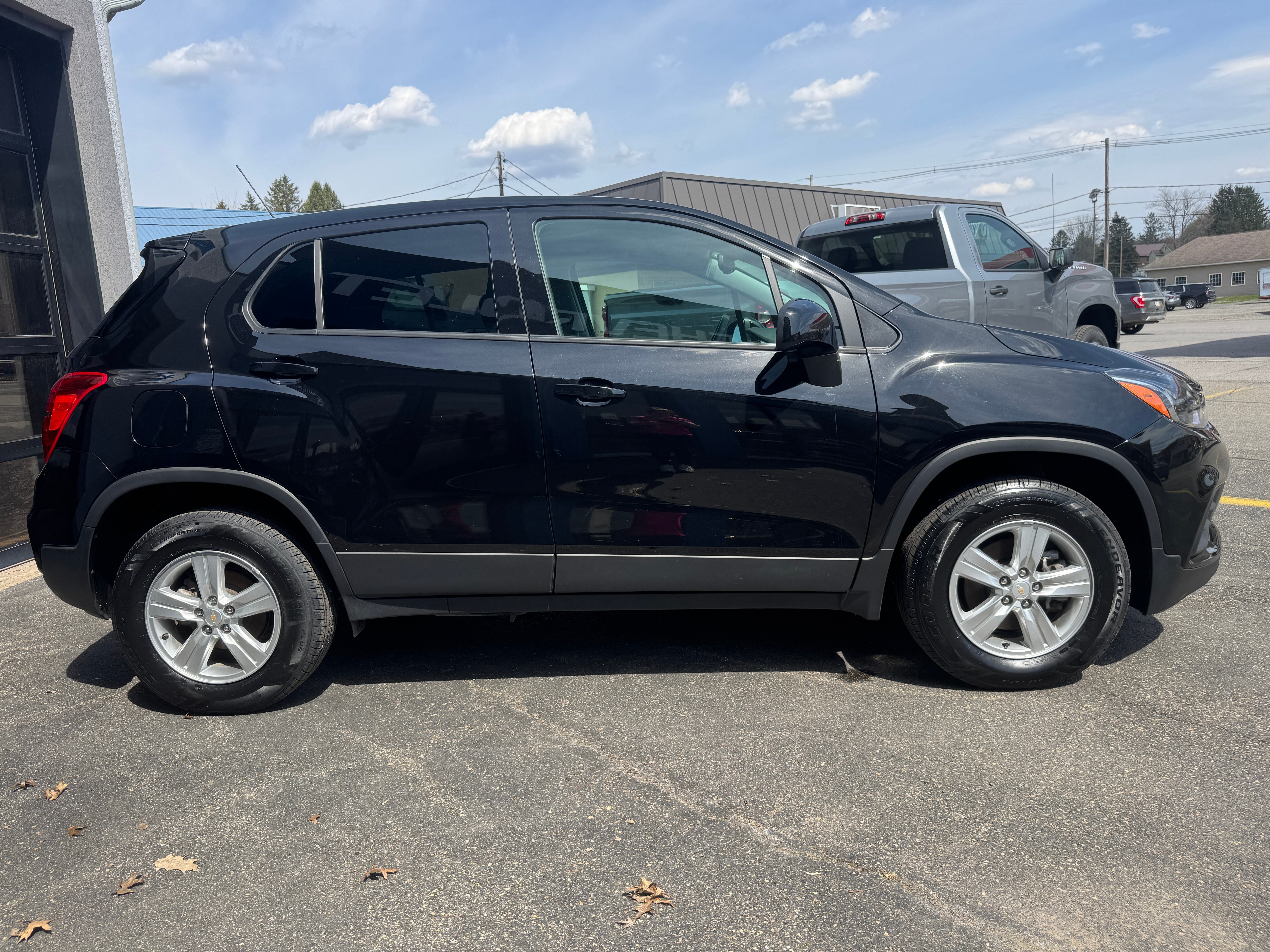 2022 Chevrolet Trax LS